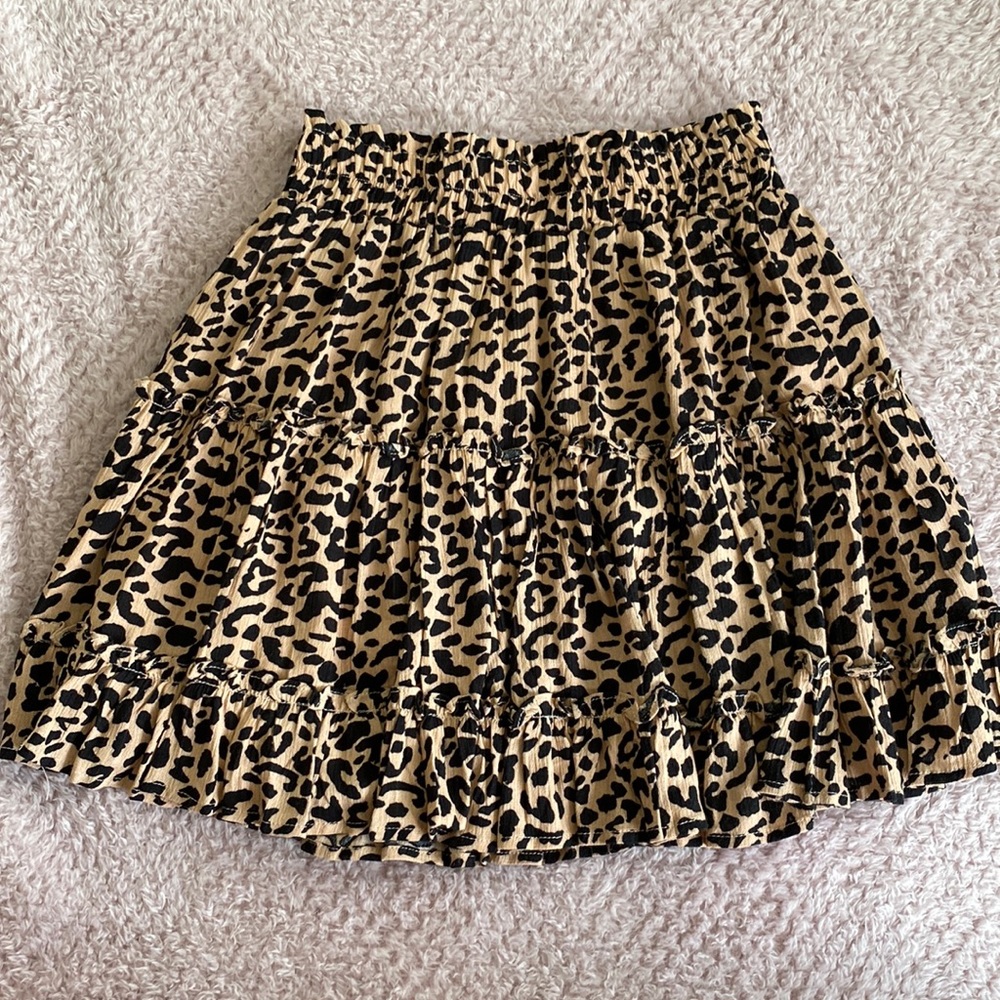 Molly green size small cheetah skirt